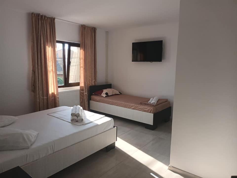 Hotel Vila Maranca à Două Mai Extérieur photo